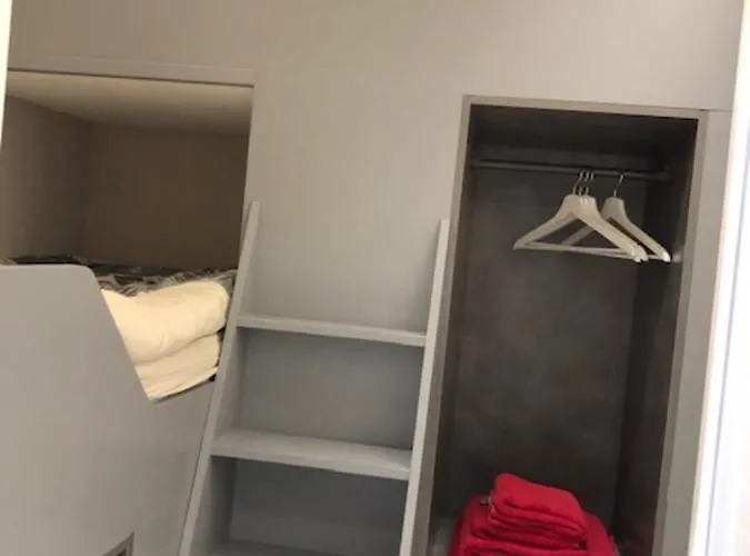 L'aubepine 2 Apartment *